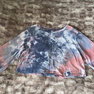 I’m selling the item because it’s never worn or don’t fit anymore.